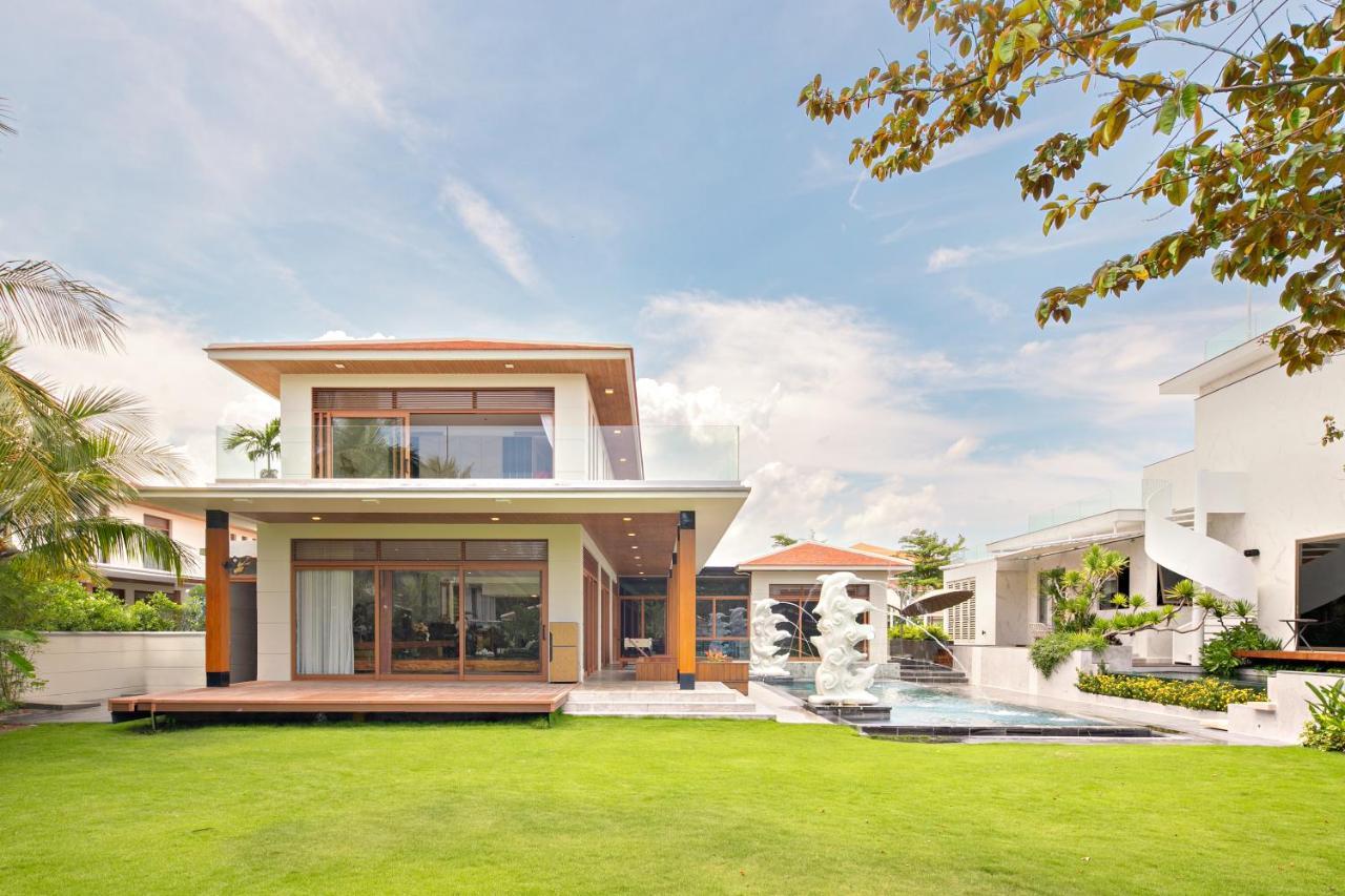 Deluxe Ocean Villa Along The Beach Дананг Екстер'єр фото